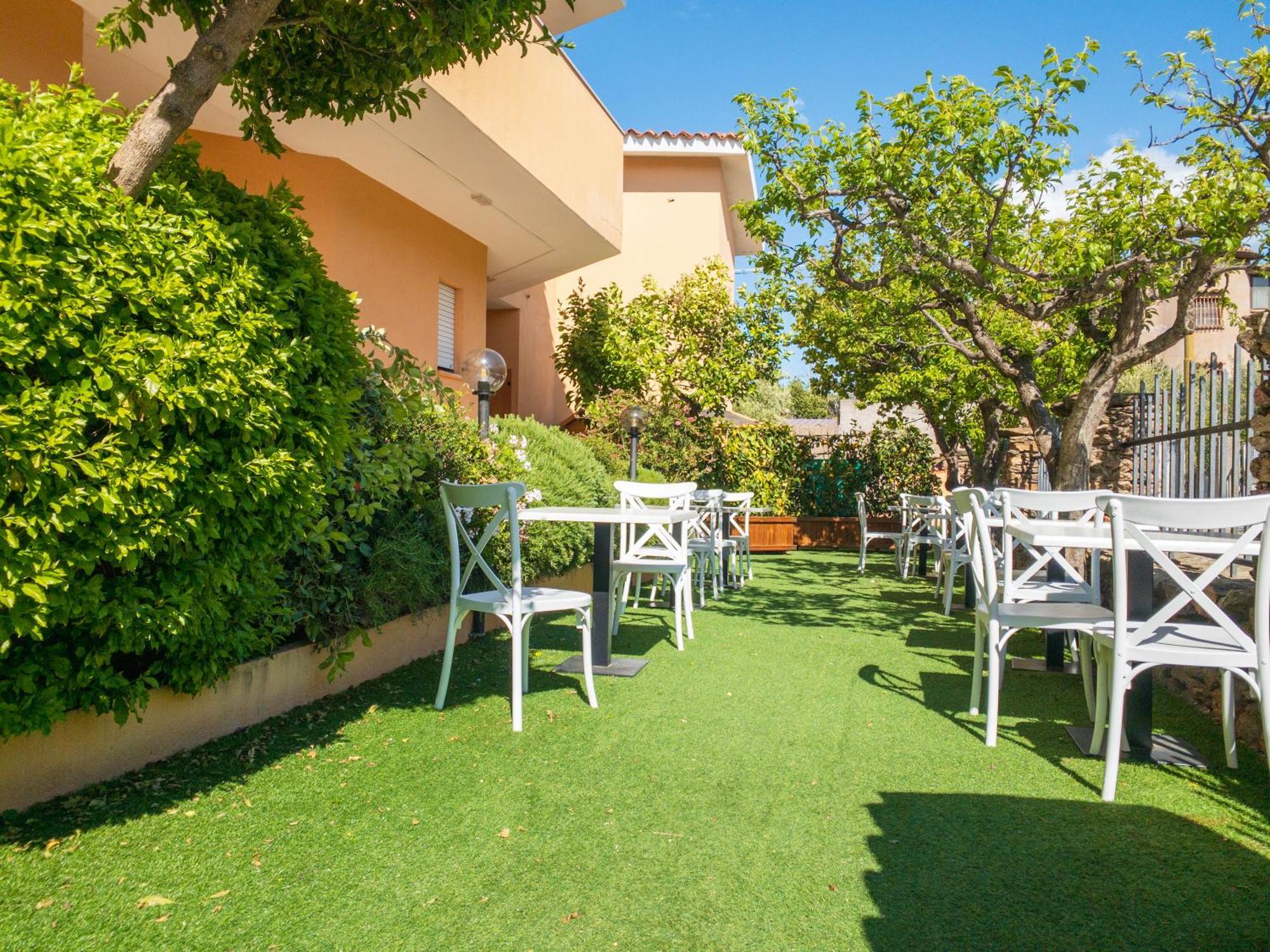 Hotel Donatella Posada  Exterior photo
