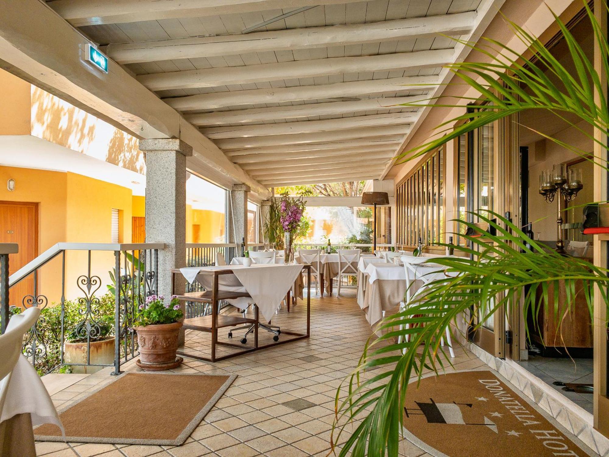 Hotel Donatella Posada  Exterior photo